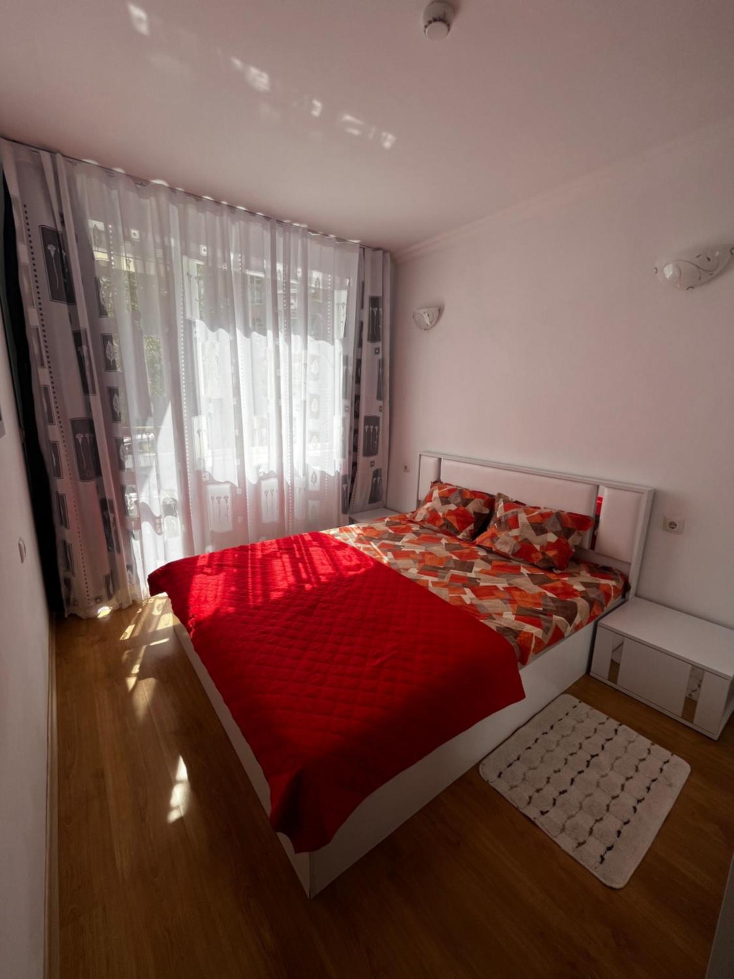 Apartments Sweet Home 4 Слънчев бряг Екстериор снимка